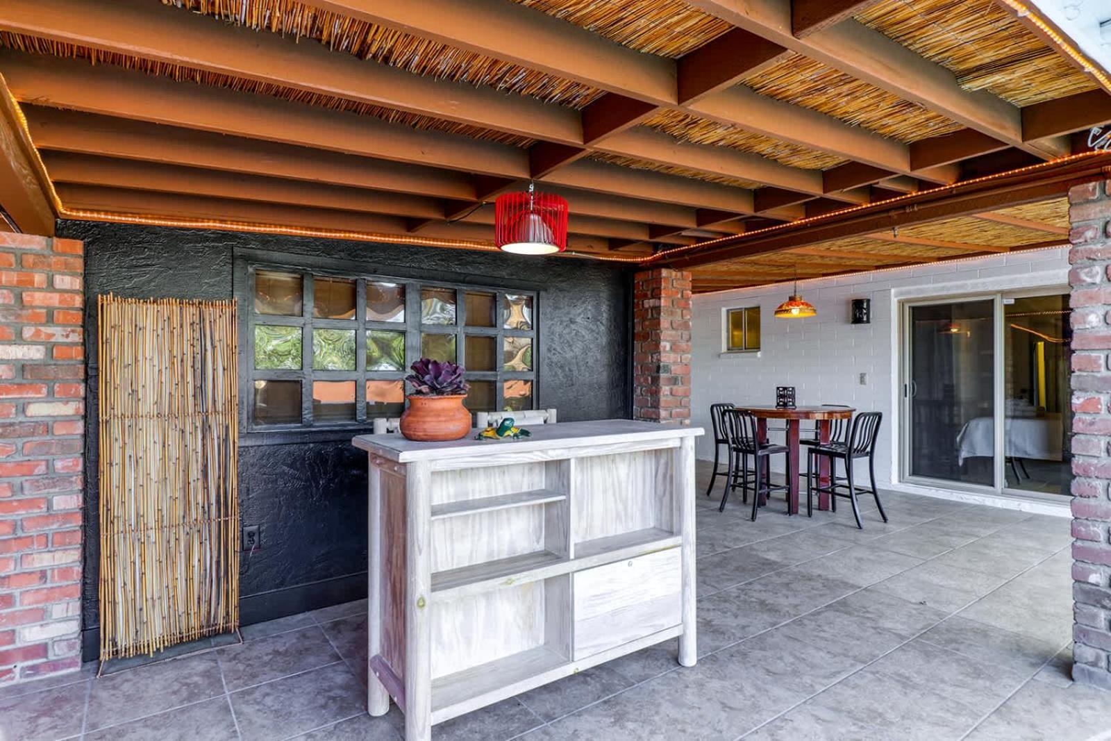 Holiday home Desert Oasis - Epic Backyard Pool Bocce Firepit Phoenix